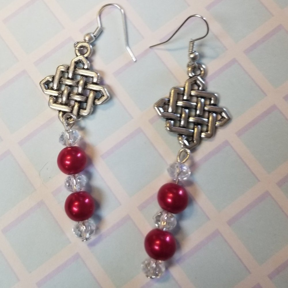 *5/35*  New Celtic Red Faux Glass  Pearl and Crystal Earrings